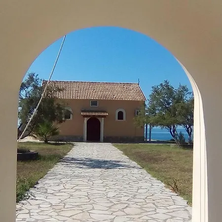 Traditional House In Argyrades - Don'T Miss It!!! *
